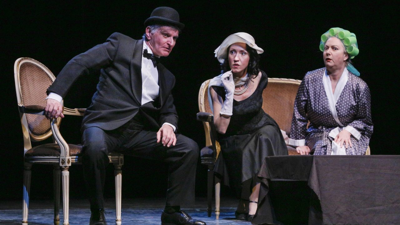teatrodelledieci_produzioni_cantatrice_calva_1